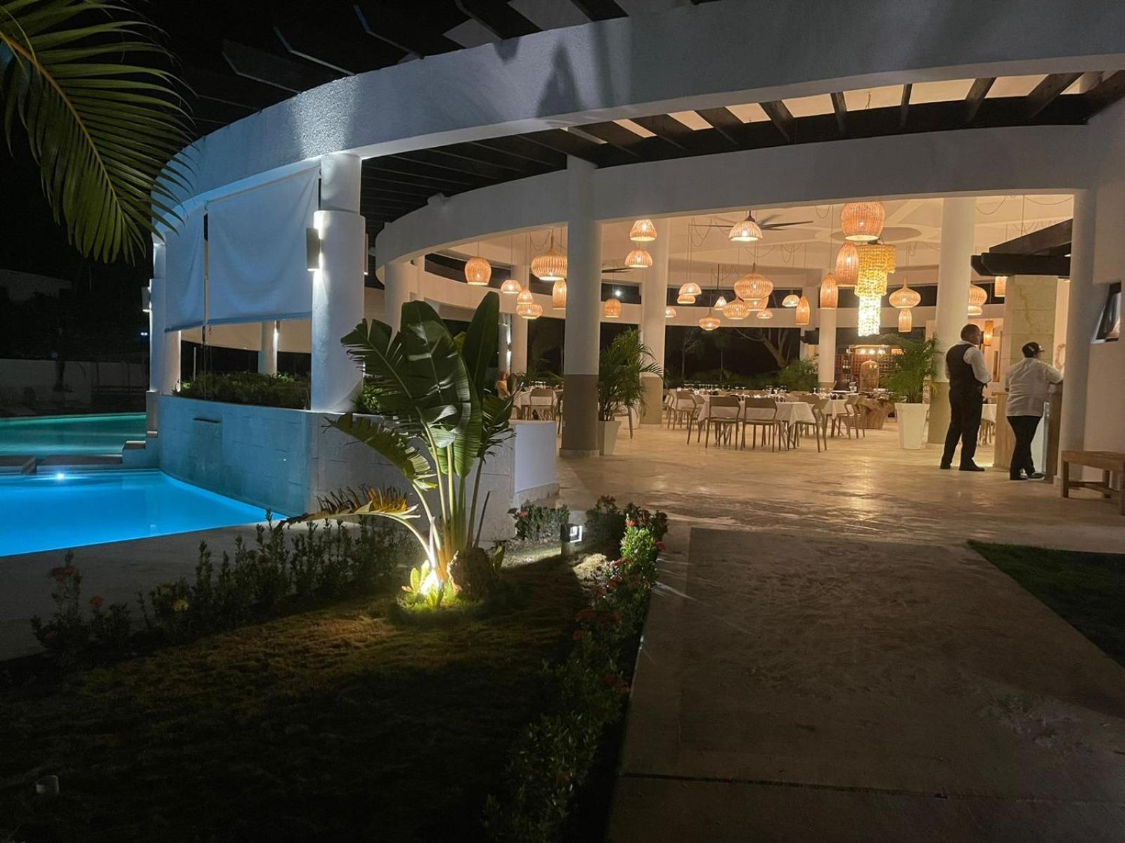Amar'E Apartahotel Las Terrenas Exteriör bild